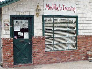 Maddie's Tanning, Wrightwood Village virtual tour model